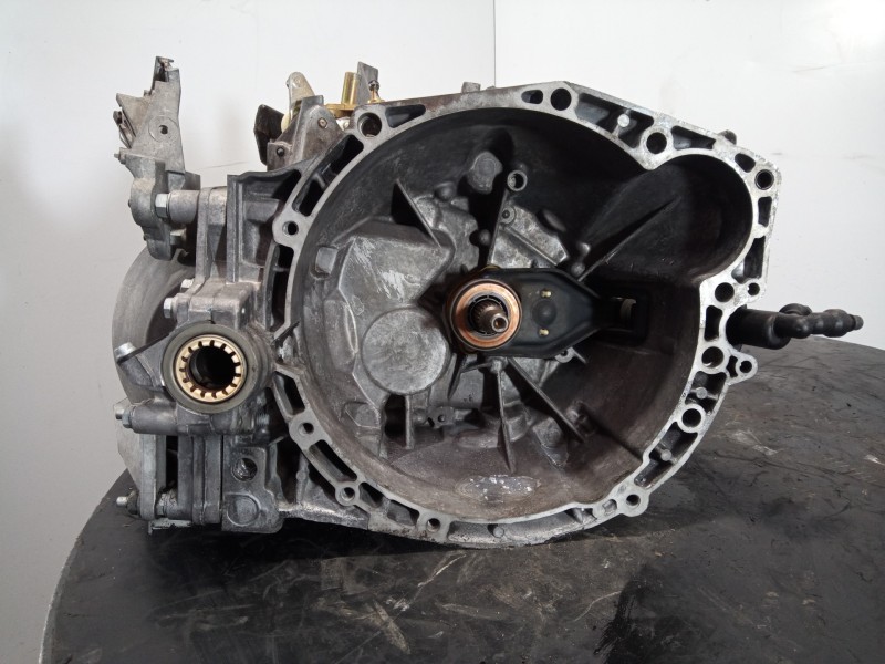 Recambio de caja cambios para peugeot 407 sw premium referencia OEM IAM 20MB02  M1-B2-115