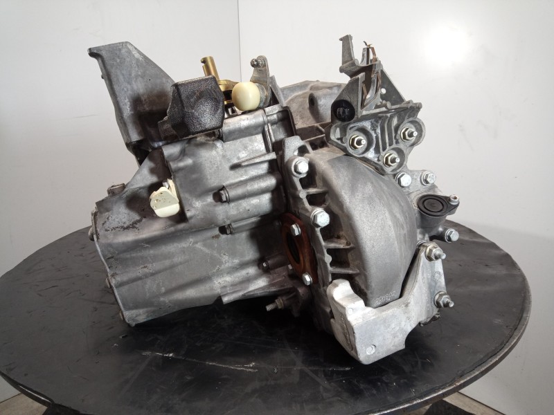 Recambio de caja cambios para peugeot 407 sw premium referencia OEM IAM 20MB02  M1-B2-115