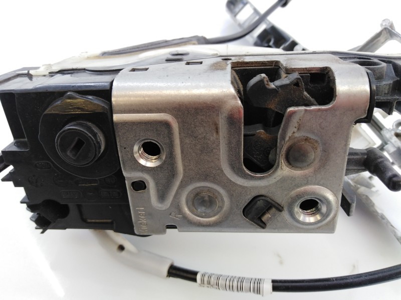 Recambio de cerradura puerta delantera derecha para peugeot 208 referencia OEM IAM 9812500780  E1-A4-4-1