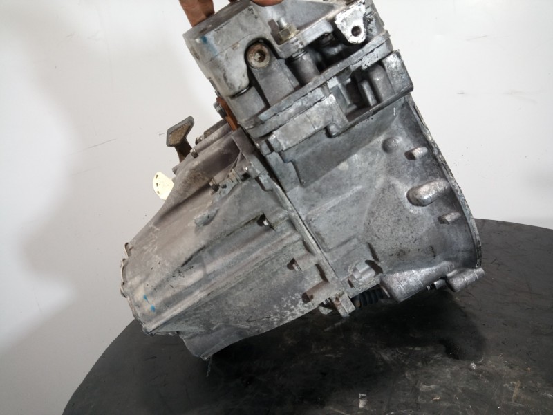 Recambio de caja cambios para peugeot 407 sw premium referencia OEM IAM 20MB02  M1-B2-115