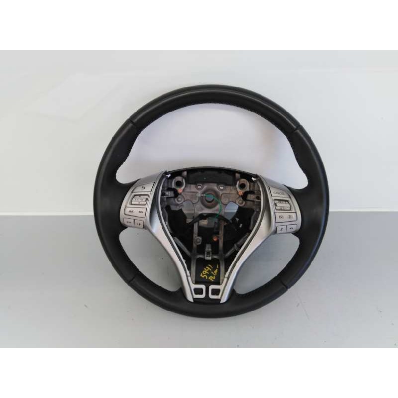 Recambio de volante para nissan pulsar (c13) acenta referencia OEM IAM   E2-A4-44-1