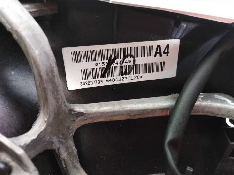 Recambio de volante para nissan pulsar (c13) acenta referencia OEM IAM   E2-A4-44-1