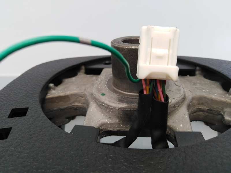 Recambio de volante para nissan pulsar (c13) acenta referencia OEM IAM   E2-A4-44-1