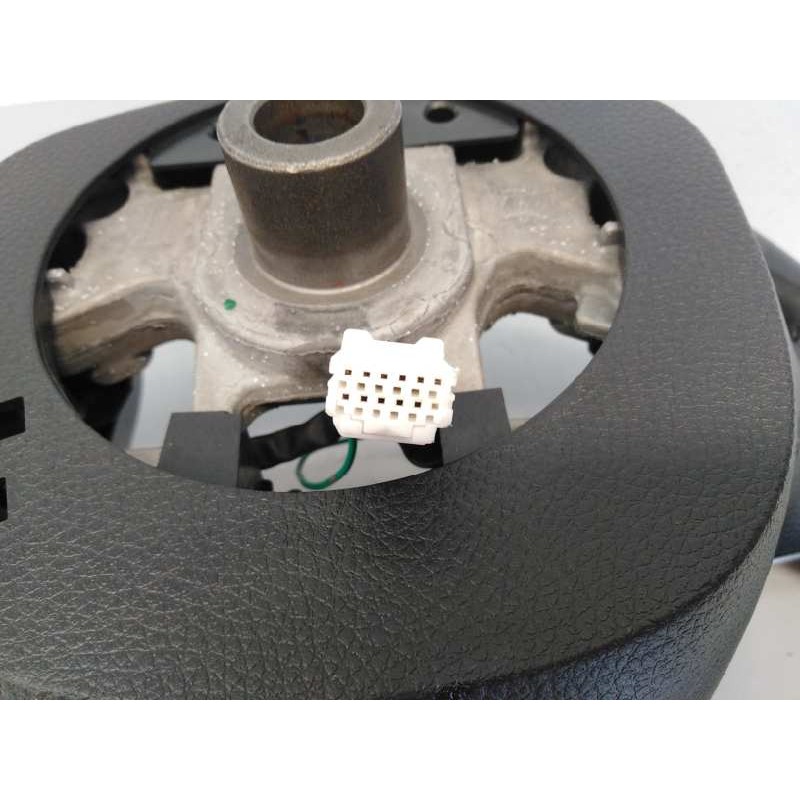 Recambio de volante para nissan pulsar (c13) acenta referencia OEM IAM   E2-A4-44-1