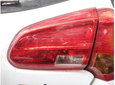 PILOTO TRASERO DERECHO PORTON 