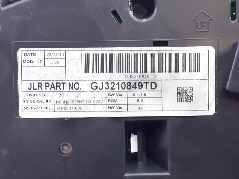 Recambio de cuadro instrumentos para land rover evoque hse referencia OEM IAM GJ3210849TD  E3-B3-13-2