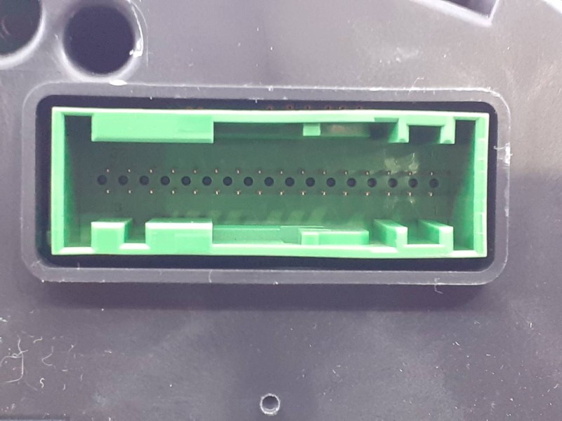 Recambio de cuadro instrumentos para land rover evoque hse referencia OEM IAM GJ3210849TD  E3-B3-13-2