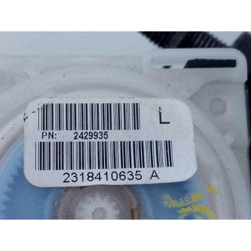Recambio de cinturon seguridad trasero izquierdo para jeep gr.cherokee (wk) 3.0 crd overland referencia OEM IAM P1GE13HL1AC 2318