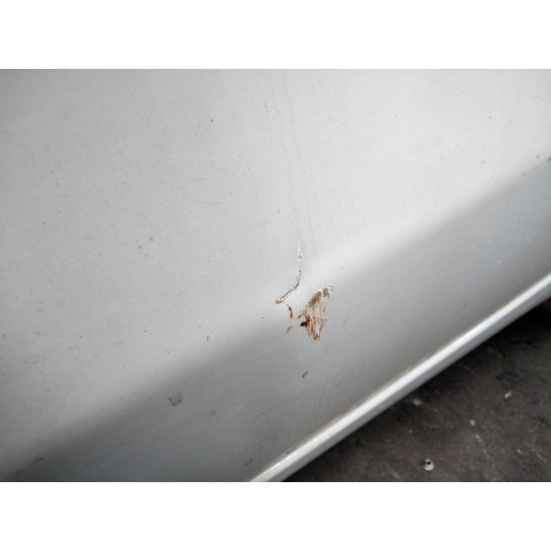 Recambio de puerta trasera izquierda para kia cee´d drive referencia OEM IAM   