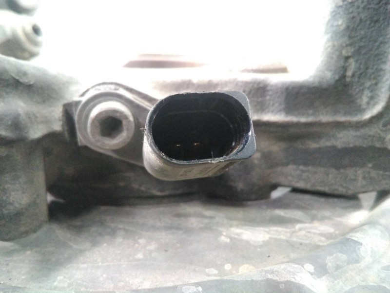 Recambio de mangueta delantera derecha para volkswagen caddy ka/kb (2k) life referencia OEM IAM   P1-A4-29