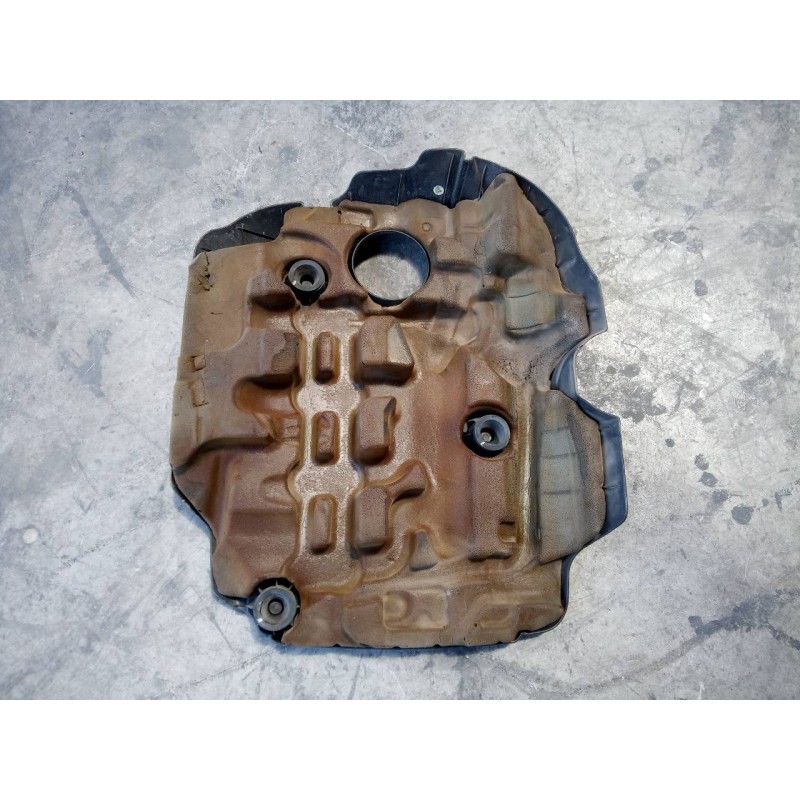 Recambio de tapa motor para kia cee´d drive referencia OEM IAM   