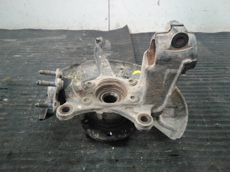 Recambio de mangueta delantera izquierda para volkswagen caddy ka/kb (2k) life referencia OEM IAM   P1-A4-29