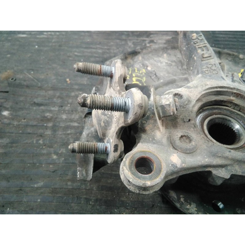 Recambio de mangueta delantera izquierda para volkswagen caddy ka/kb (2k) life referencia OEM IAM   P1-A4-29