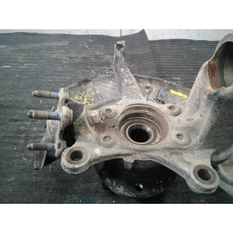 Recambio de mangueta delantera izquierda para volkswagen caddy ka/kb (2k) life referencia OEM IAM   P1-A4-29