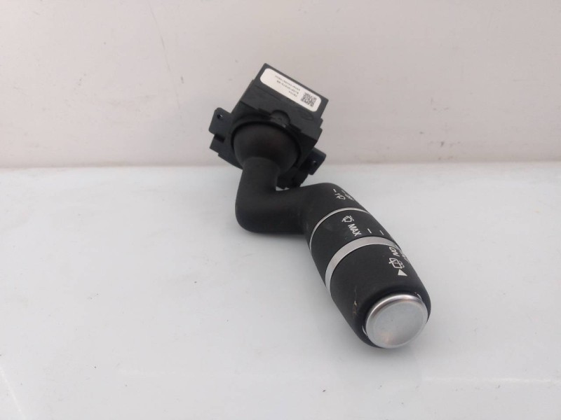 Recambio de mando limpia para land rover evoque hse referencia OEM IAM BJ323F973BB  E1-A5-28-1