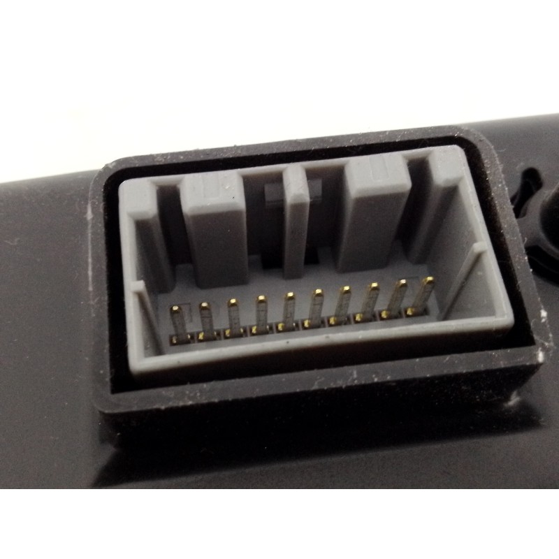 Recambio de cuadro instrumentos para ssangyong kyron 200 xdi limited referencia OEM IAM 8022009100  E3-A3-20-3