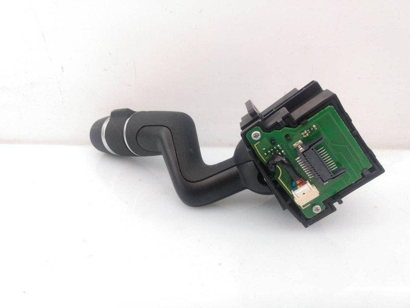 Recambio de mando limpia para land rover evoque hse referencia OEM IAM BJ323F973BB  E1-A5-28-1