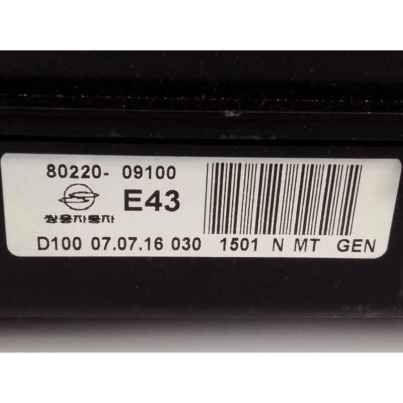 Recambio de cuadro instrumentos para ssangyong kyron 200 xdi limited referencia OEM IAM 8022009100  E3-A3-20-3
