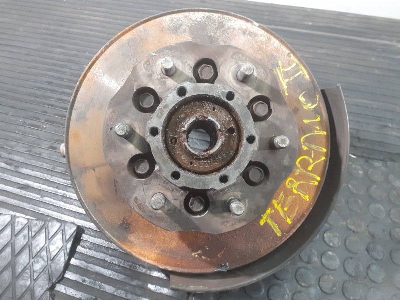 Recambio de mangueta delantera izquierda para nissan terrano/terrano.ii (r20) referencia OEM IAM   P1-A4-34