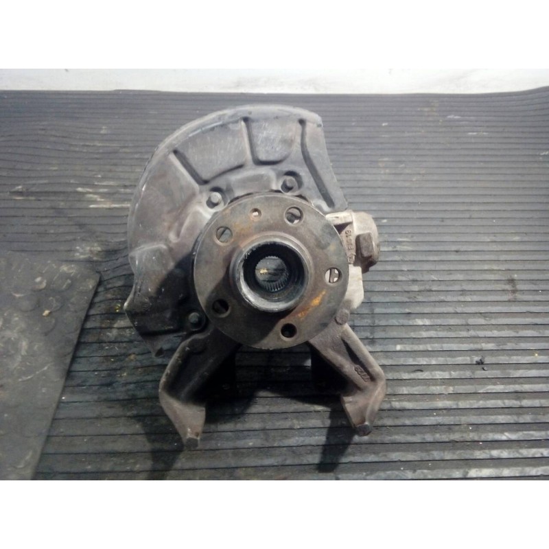 Recambio de mangueta delantera derecha para volkswagen golf iv berlina (1j1) referencia OEM IAM 1J0256P  P1-A4-34