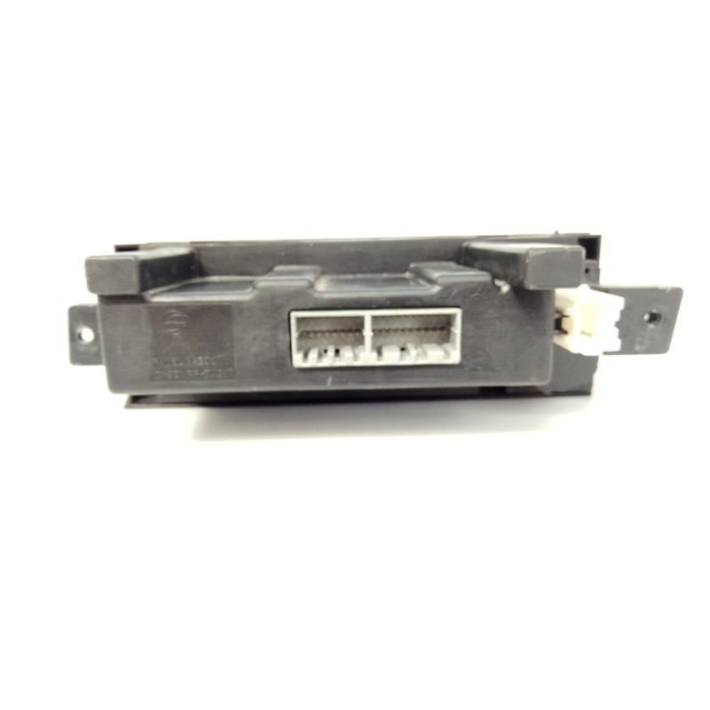 Recambio de mando climatizador para ssangyong kyron 200 xdi limited referencia OEM IAM 6870009070 7G24076 E3-A3-20-3