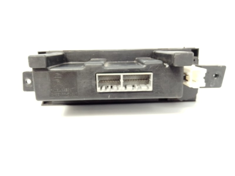 Recambio de mando climatizador para ssangyong kyron 200 xdi limited referencia OEM IAM 6870009070 7G24076 E3-A3-20-3