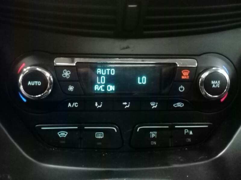 Recambio de mando climatizador para ford c-max trend referencia OEM IAM WK2A30333  E3-B3-4-4