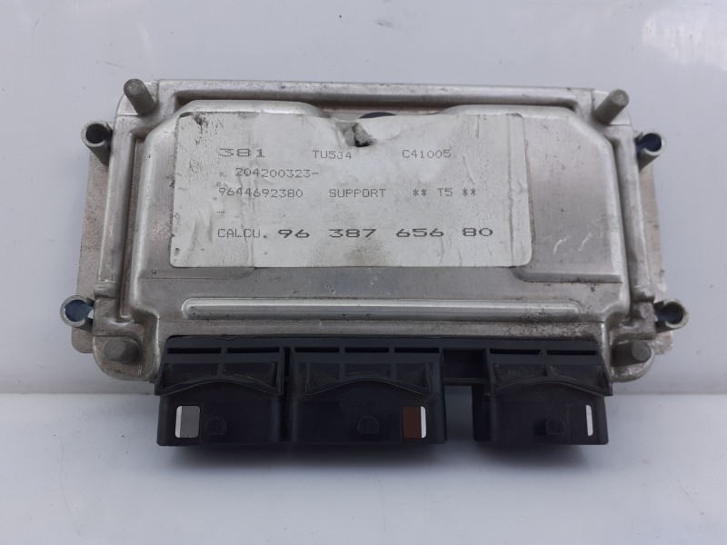 Recambio de centralita motor uce para peugeot 307 (s1) xn referencia OEM IAM 9638765680 0261206943 E3-B2-25-2