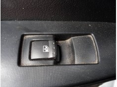 MANDO ELEVALUNAS TRASERO IZQUIERDO 