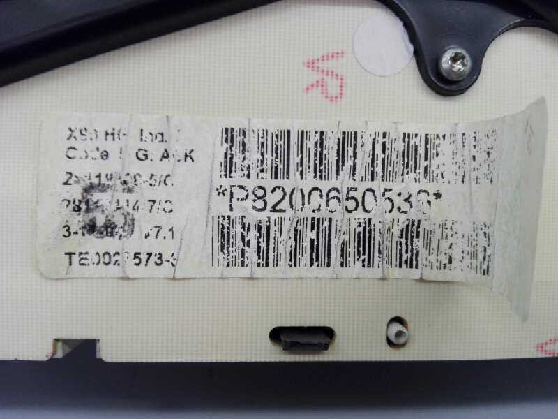 Recambio de cuadro instrumentos para dacia logan laureate referencia OEM IAM P8200650538  E2-A1-30-7