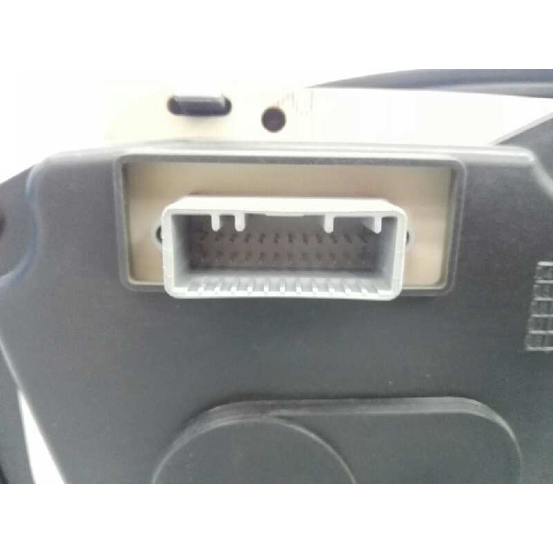 Recambio de cuadro instrumentos para dacia logan laureate referencia OEM IAM P8200650538  E2-A1-30-7