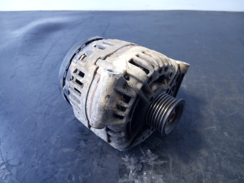 Recambio de alternador para bmw mini (r50,r53) cooper referencia OEM IAM 755922301 0124325158 P3-B6-3-3