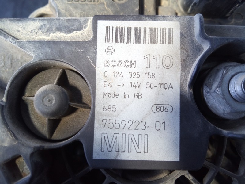 Recambio de alternador para bmw mini (r50,r53) cooper referencia OEM IAM 755922301 0124325158 P3-B6-3-3