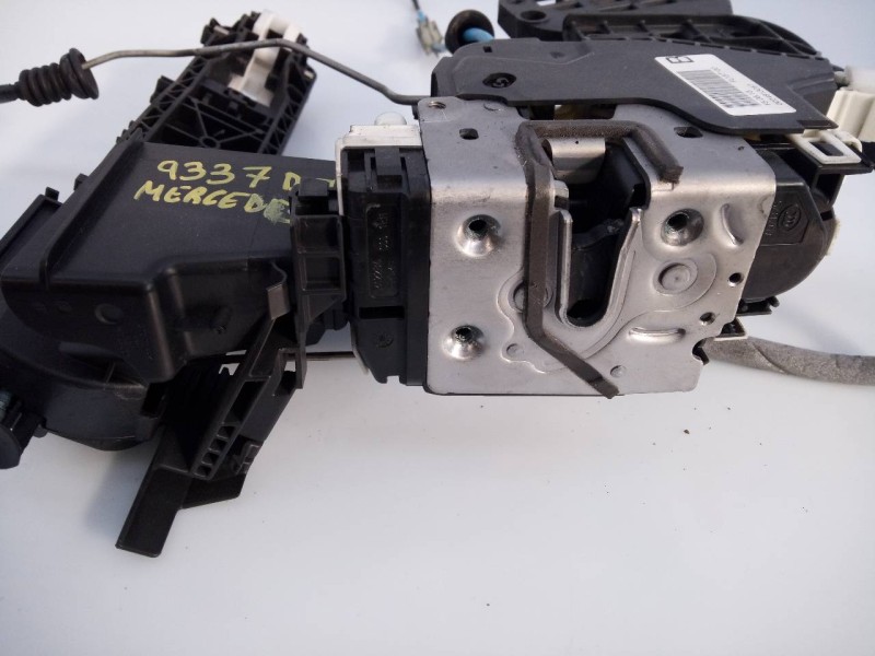 Recambio de cerradura puerta delantera izquierda para mercedes-benz clase b (w246) b 180 cdi (246.212) referencia OEM IAM A20476