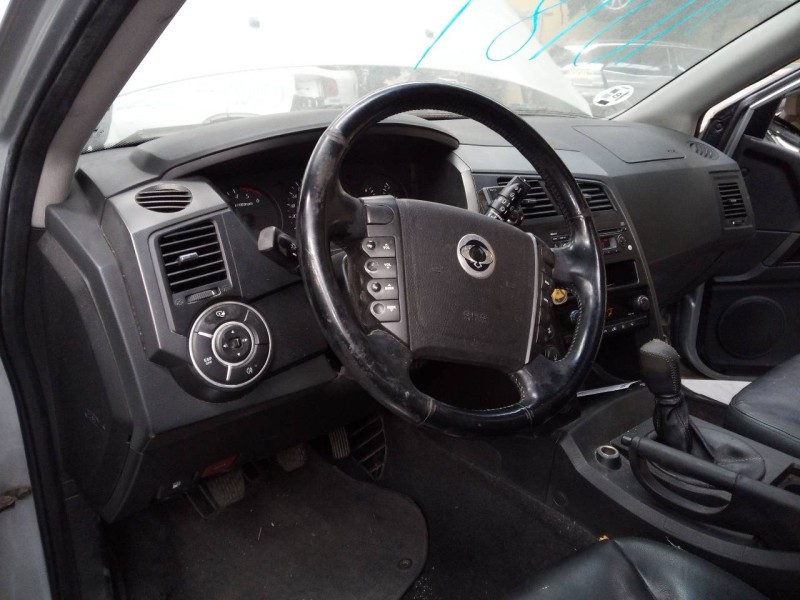 Recambio de salpicadero para ssangyong kyron 200 xdi limited referencia OEM IAM   