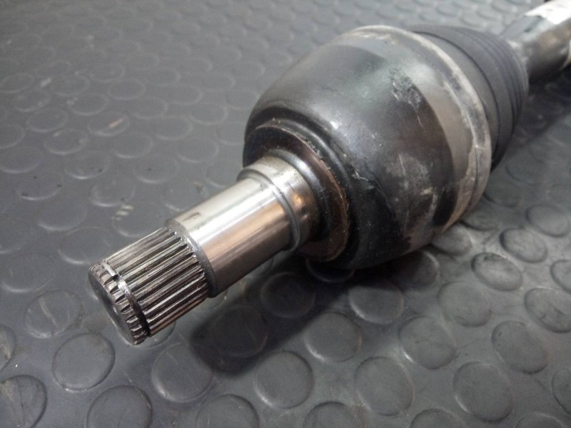 Recambio de transmision delantera izquierda para mercedes-benz clase b (w246) b 180 cdi (246.212) referencia OEM IAM 12463309000