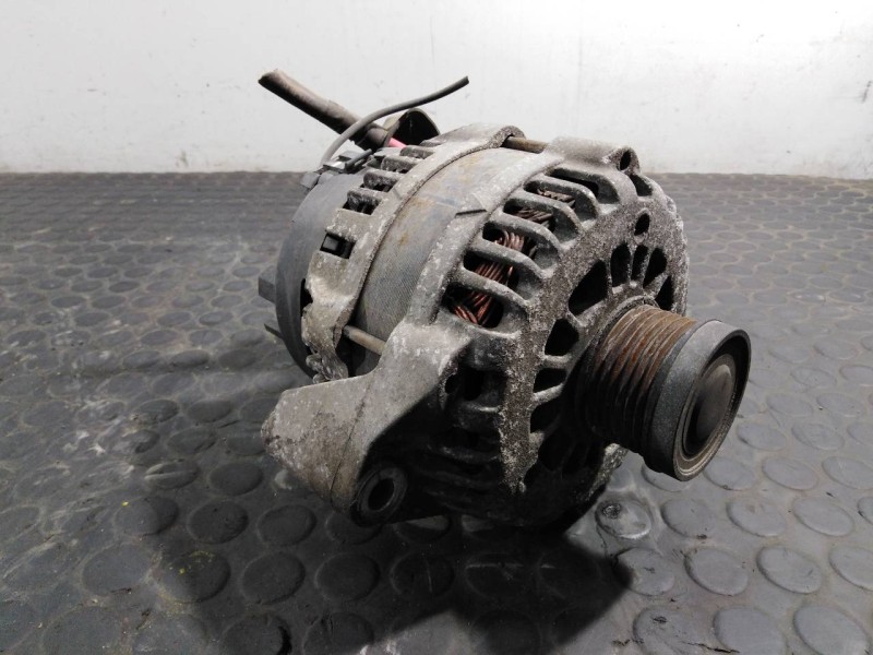 Recambio de alternador para ssangyong kyron 200 xdi limited referencia OEM IAM A6641540102  P3-B5-4-1