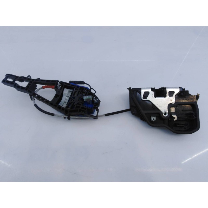 Recambio de cerradura puerta trasera derecha para bmw serie 1 lim. 5-trg. (f20) 118d m sport referencia OEM IAM A053702 51227321