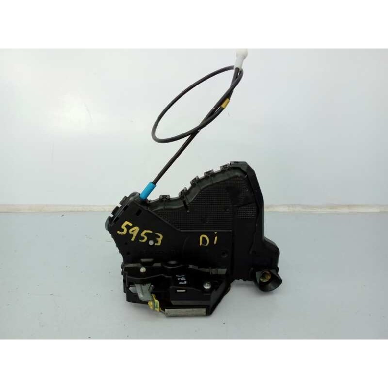 Recambio de cerradura puerta delantera izquierda para toyota auris live referencia OEM IAM 6904042241  E2-B4-30-1