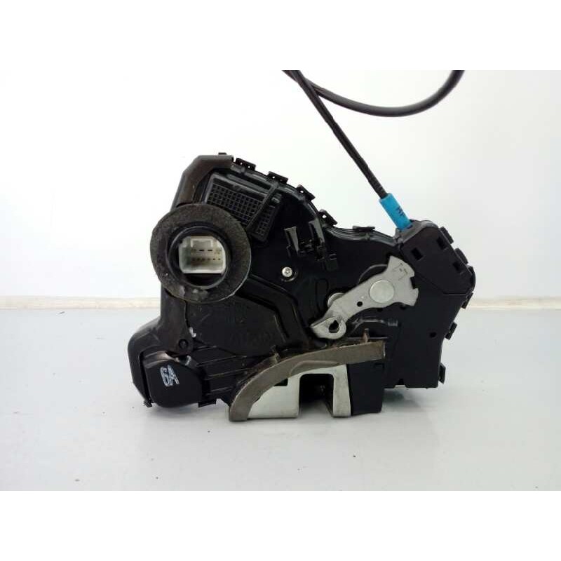 Recambio de cerradura puerta delantera izquierda para toyota auris live referencia OEM IAM 6904042241  E2-B4-30-1