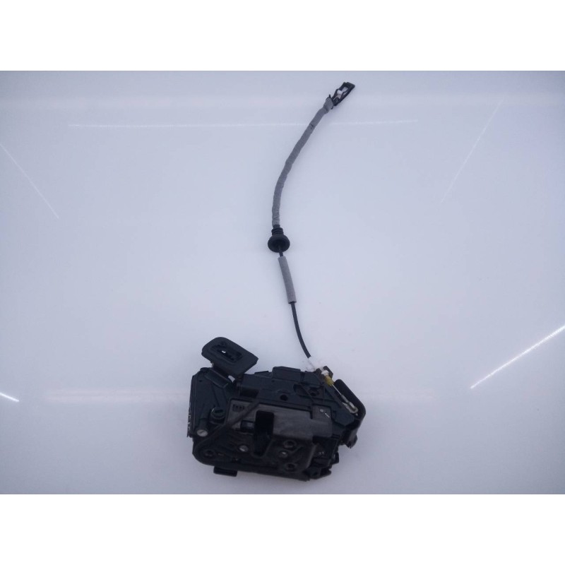 Recambio de cerradura puerta trasera izquierda para volkswagen tiguan sport bmt referencia OEM IAM 5NA839015C  E1-B6-27-1