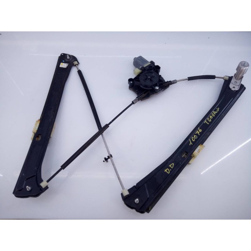 Recambio de elevalunas delantero derecho para volkswagen tiguan sport bmt referencia OEM IAM 5Q0959901C  E1-A5-27-1