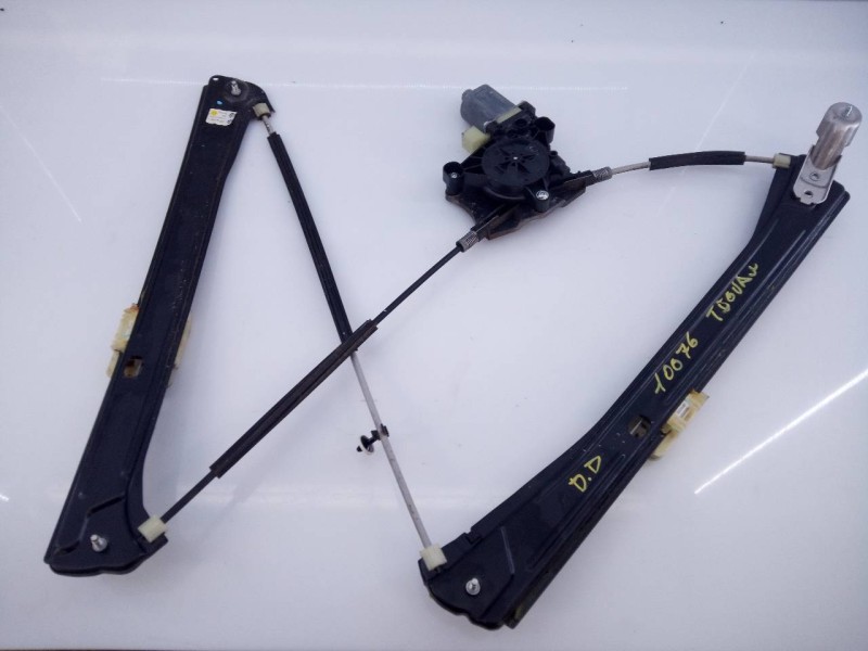 Recambio de elevalunas delantero derecho para volkswagen tiguan sport bmt referencia OEM IAM 5Q0959901C  E1-A5-27-1