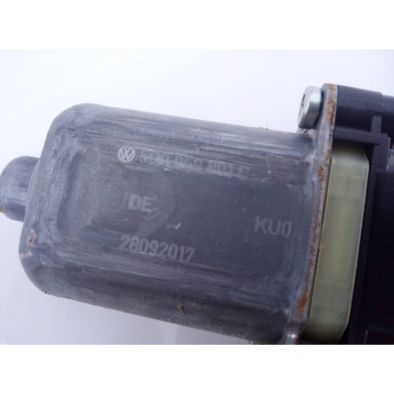 Recambio de elevalunas delantero derecho para volkswagen tiguan sport bmt referencia OEM IAM 5Q0959901C  E1-A5-27-1