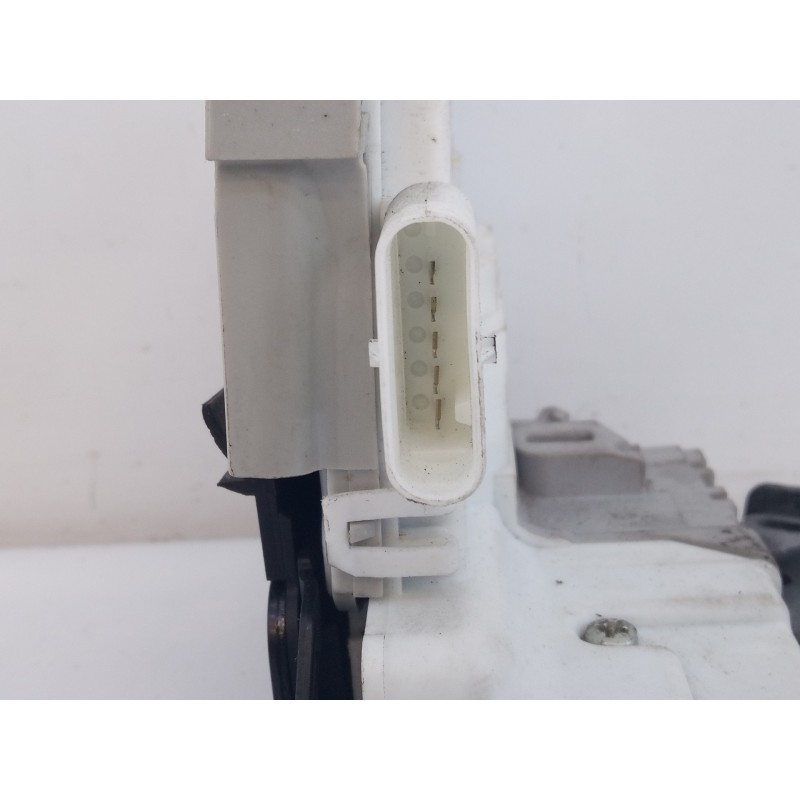 Recambio de cerradura puerta trasera izquierda para audi a5 sportback (f5a) sport quattro referencia OEM IAM 8X0839015E  E1-B6-4