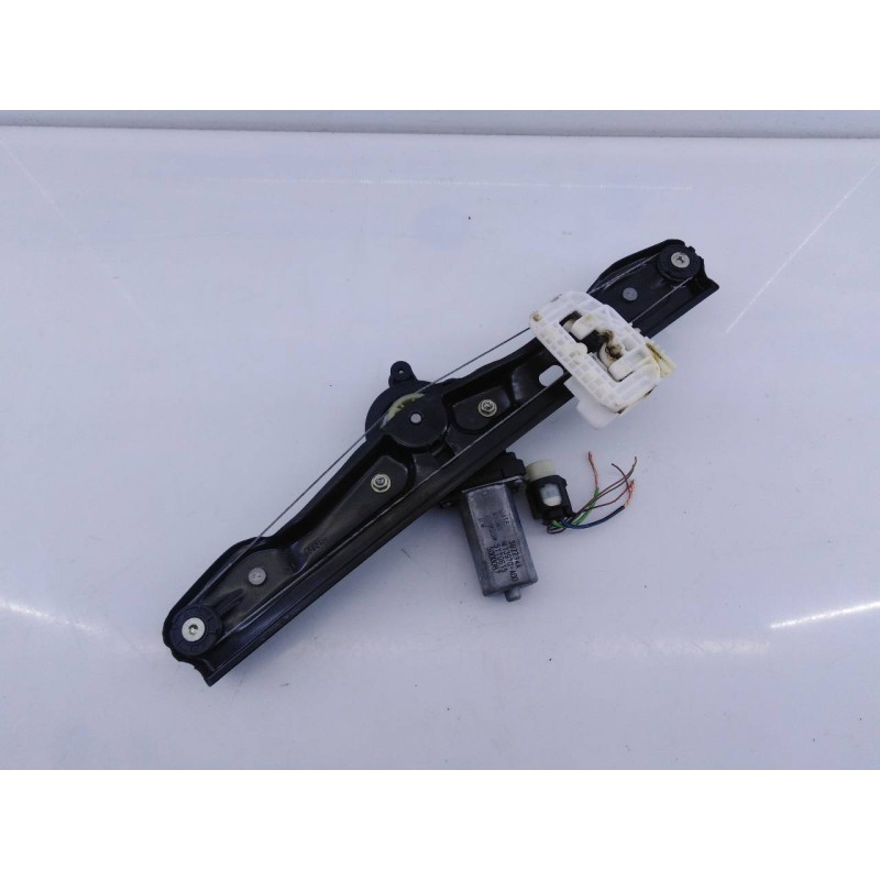 Recambio de elevalunas trasero derecho para bmw serie 1 lim. 5-trg. (f20) 118d m sport referencia OEM IAM 17756710  E1-A3-3-1