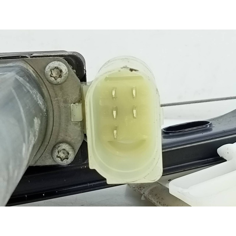 Recambio de elevalunas trasero izquierdo para bmw serie 1 lim. 5-trg. (f20) 118d m sport referencia OEM IAM   E1-A2-52-2