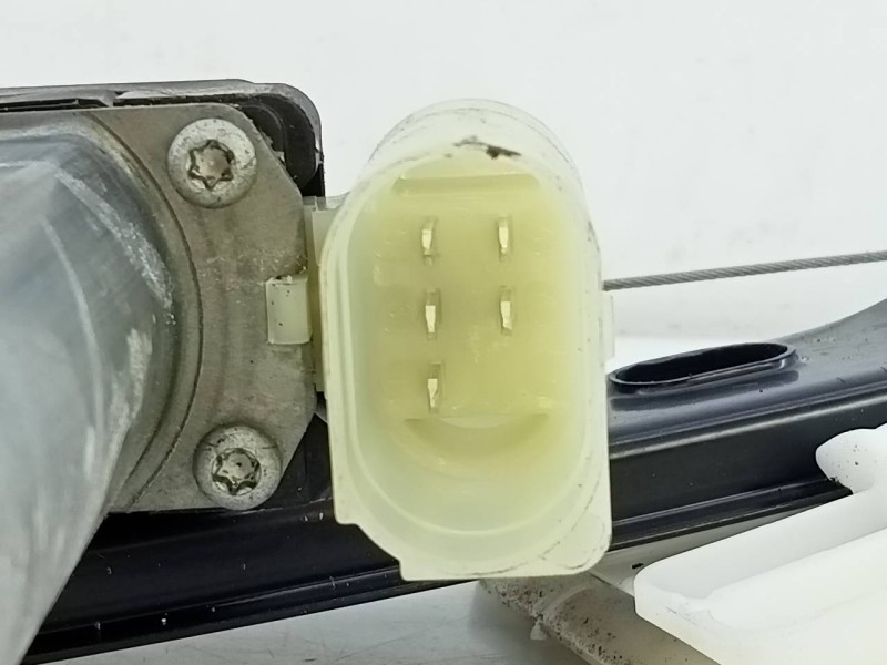 Recambio de elevalunas trasero izquierdo para bmw serie 1 lim. 5-trg. (f20) 118d m sport referencia OEM IAM   E1-A2-52-2