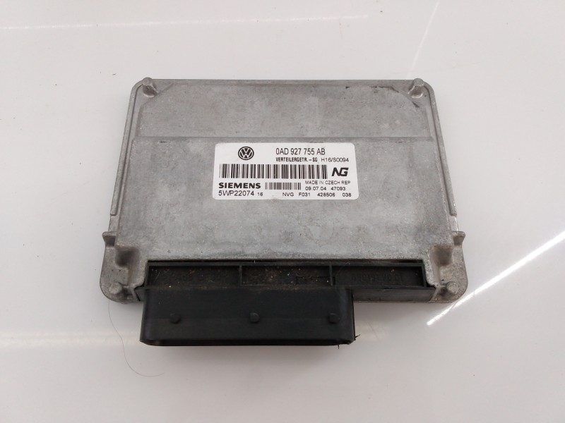 Recambio de centralita cambio automatico para volkswagen touareg (7l6) tdi r5 referencia OEM IAM 0AD927755AB 5WP2207416 E2-A1-20