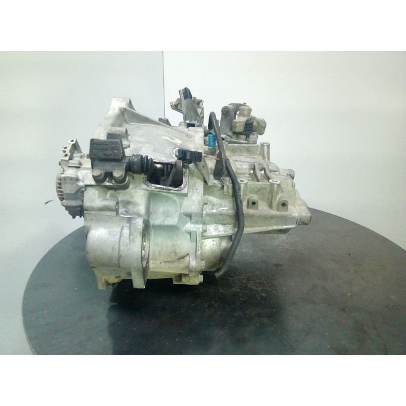Recambio de caja cambios para nissan x-trail (t30) sport referencia OEM IAM YD4  M1-B4-84